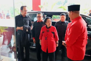 Megawati tiba di DPP PDIP jelang pengumuman cakada gelombang 3