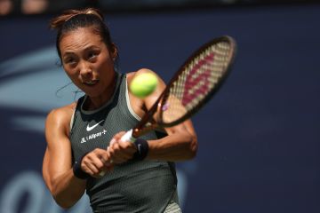 Debut di WTA Finals, Zheng akui sulit dapat respek dari petenis lain