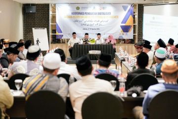 Kemenag dorong pesantren masifkan penggunaan aksara pegon