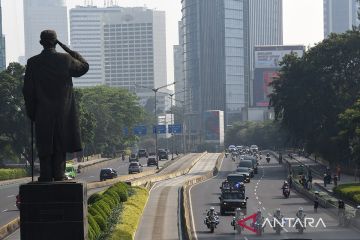 Hindari Monas-Gambir karena ada kirab pengembalian bendera dari IKN