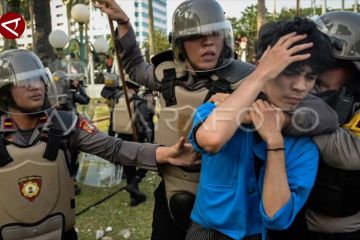 Wakil Ketua DPR jamin pendemo tolak RUU Pilkada kembali ke rumah