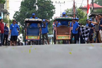 Balapan becak meriahkan HUT ke-79 RI di Pulau Belakangpadang