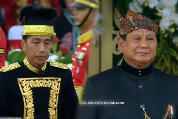 HUT RI, Jokowi kenakan baju adat Kutai, Prabowo pakai beskap Jawa