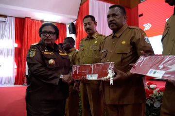 Papua Tengah luncurkan plat nomor kendaraan bermotor berkode PT