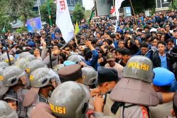 Polisi harus bubarkan paksa aksi mahasiswa kawal putusan MK di NTB