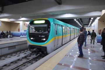 Harga bahan bakar naik, Mesir naikkan tarif kereta metro Kairo