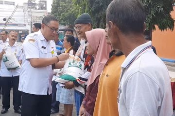 Bulog cabang Surakarta salurkan bantuan pangan tahap III