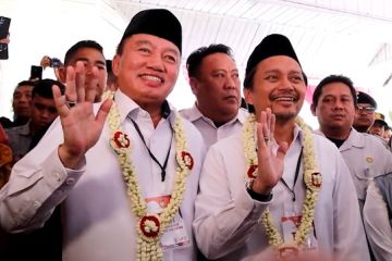 KPU Kalsel terima berkas pendaftaran Muhidin-Hasnuryadi