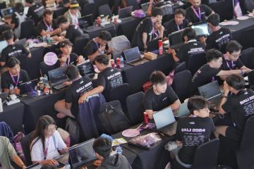 130 pengembang partisipasi maraton coding selama 48 jam