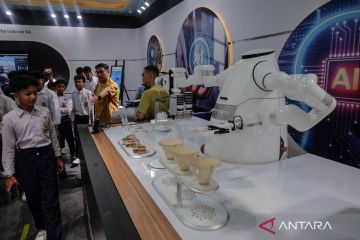 Mengenal AI melalui AI Experience Center di Solo