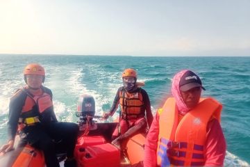 Tim SAR cari ABK tenggelam di Perairan Laut Ujunggeteng Sukabumi