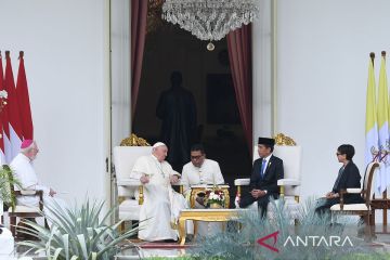 Jokowi soroti kunjungan Sri Paus ke RI jadi penerbangan terpanjangnya