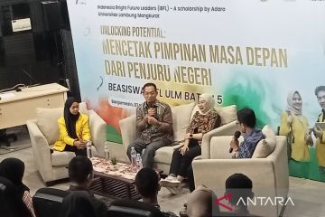 Ratusan mahasiswa ULM terima beasiswa IBFL dari Adaro Nyalakan Ilmu