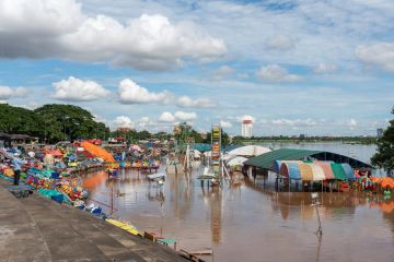 Album Asia: Ketinggian air Sungai Mekong di Laos meningkat