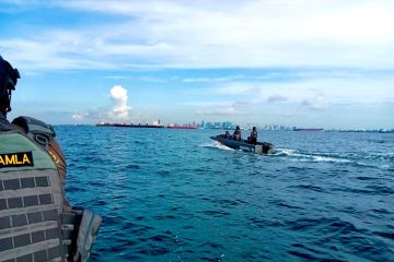 Bakamla halau 5 kapal ikan China labuh jangkar di Tanjung Berakit