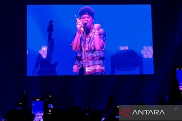 Bruno Mars: Aku kangen kamu sayang