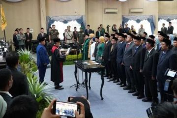 ADV- Pelantikan anggota DPRD Kota Banjarmasin periode 2024-2029