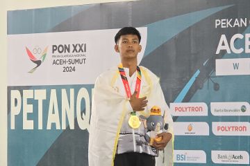 Topan Satria persembahkan emas pertama untuk Jambi di cabang petanque