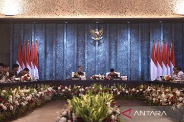 Presiden Jokowi pimpin sidang kabinet paripurna terakhir di Istana Garuda, Ibu Kota Nusantara