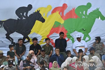 Penuh antusias, masyarakat saksikan lomba pacuan kuda PON XXI Aceh-Sumut 2024