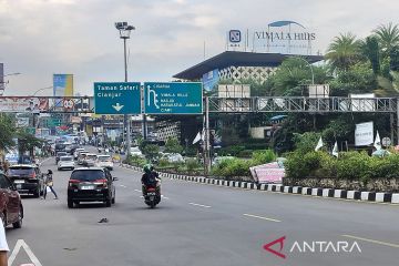 Polisi kembali buka jalan ke Puncak setelah tutup lebih dari 8 jam