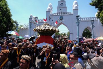 Masyarakat di sejumlah daerah rayakan hari kelahiran Nabi Muhammad SAW