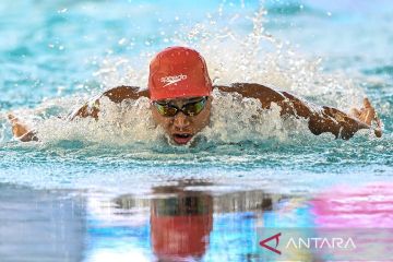 Perenang DKI Jakarta Joe Aditya Wijaya Kurniawan raih emas 100 meter gaya kupu-kupu putra PON XXI Aceh-Sumut 2024