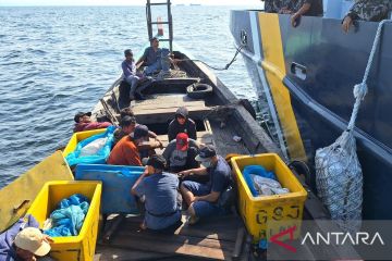 KKP gagalkan aksi penyelundupan manusia dari kapal ikan di Sumut