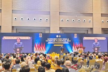 Presiden Jokowi minta ISEI siapkan strategi hadapi tantangan ekonomi