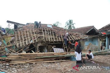 Sepekan, ANTARA pelopor literasi-anak meninggal akibat gempa di Jabar