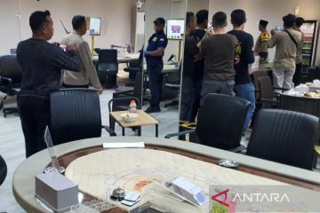 Gerebek tempat judi di Kota Semarang, polisi amankan 12 orang