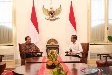 Presiden Joko Widodo bertemu SBY di Istana Merdeka