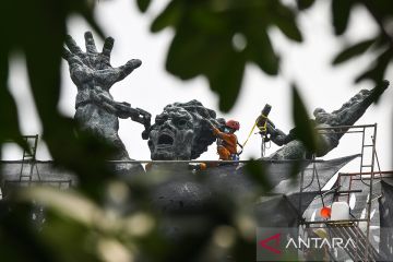 Pemprov DKI Jakarta lakukan konservasi Monumen Pembebasan Irian Barat yang dibangun tahun 1962