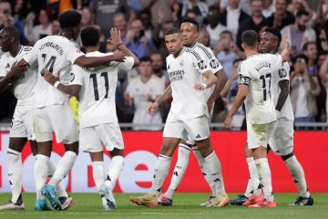 Real Madrid lanjutkan tren kemenangan usai atasi perlawanan Alaves 3-2