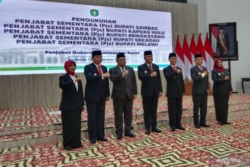 Pengukuhan lima Penjabat sementara bupati di Kalbar