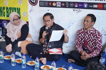 Pramono Anung siap selesaikan persoalan warga Kampung Bayam