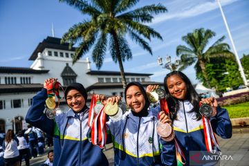 Semarak peringatan Hari Olahraga Nasional di Bandung