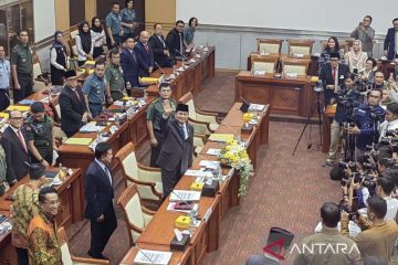 Rapat terakhir Menhan di Komisi I DPR sebelum Prabowo jadi Presiden