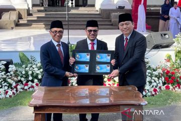 Prangko NFT pertama di Indonesia diluncurkan di Hari Bhakti Postel