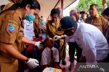 Menko PMK sebut masih ada anak di beberapa kabupaten kena polio