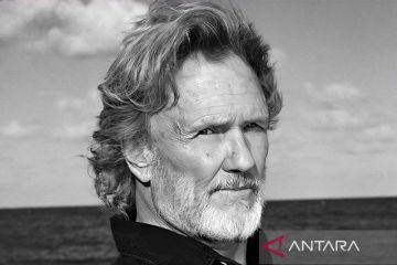 Penyanyi country pemeran "A Star is Born" Kris Kristofferson meninggal