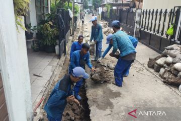 Pemkot Jakpus percepat normalisasi drainase untuk cegah banjir