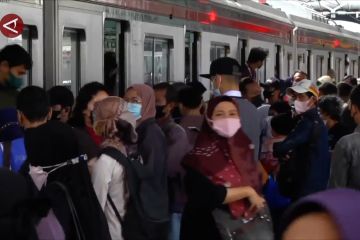 Menhub segera rapatkan skema subsidi KRL berbasis NIK dengan Menkeu