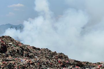 DLH Kota Cilegon curiga ada kesengajaan pada kebakaran TPSA Bagendung