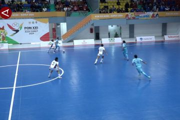 Bantai Sumut 8-0, Tim futsal putri Jabar tantang Jakarta di final