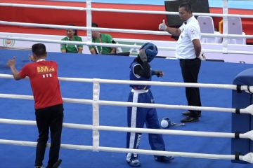 Merasa dicurangi, atlet kick boxing putri NTB mundur di ronde tiga