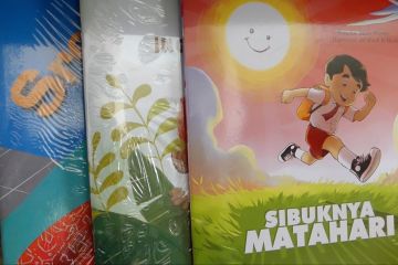 Pemko Banjarmasin hibahkan ribuan buku guna tingkatkan minat baca anak