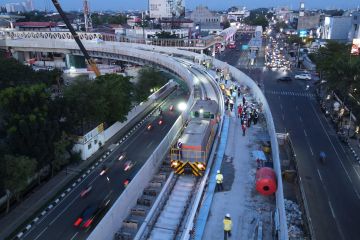 Jakpro resmi uji coba jalur LRT dari Stasiun Veledrome ke Rawamangun