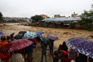 Bencana alam di Nepal tewaskan 224 orang dan timbulkan kerugian besar