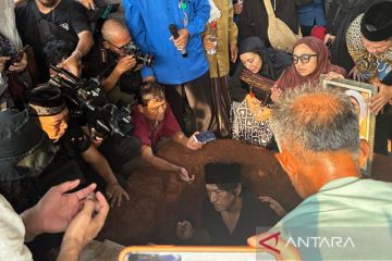 Marissa Haque dalam kenangan Ikang Fawzi